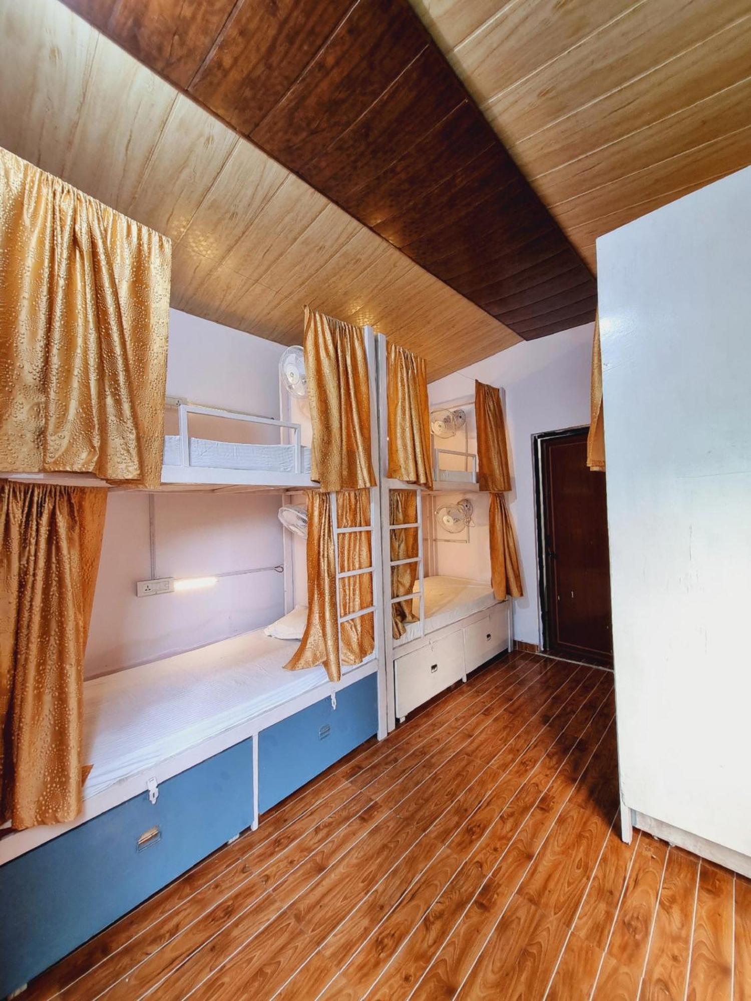 Landlopers Hostel Rishikesh Luaran gambar