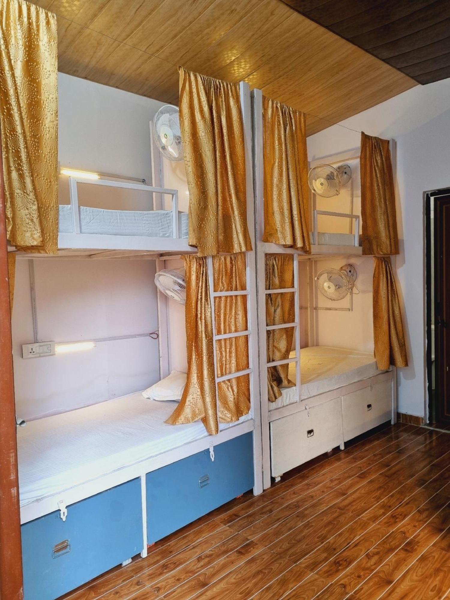 Landlopers Hostel Rishikesh Luaran gambar