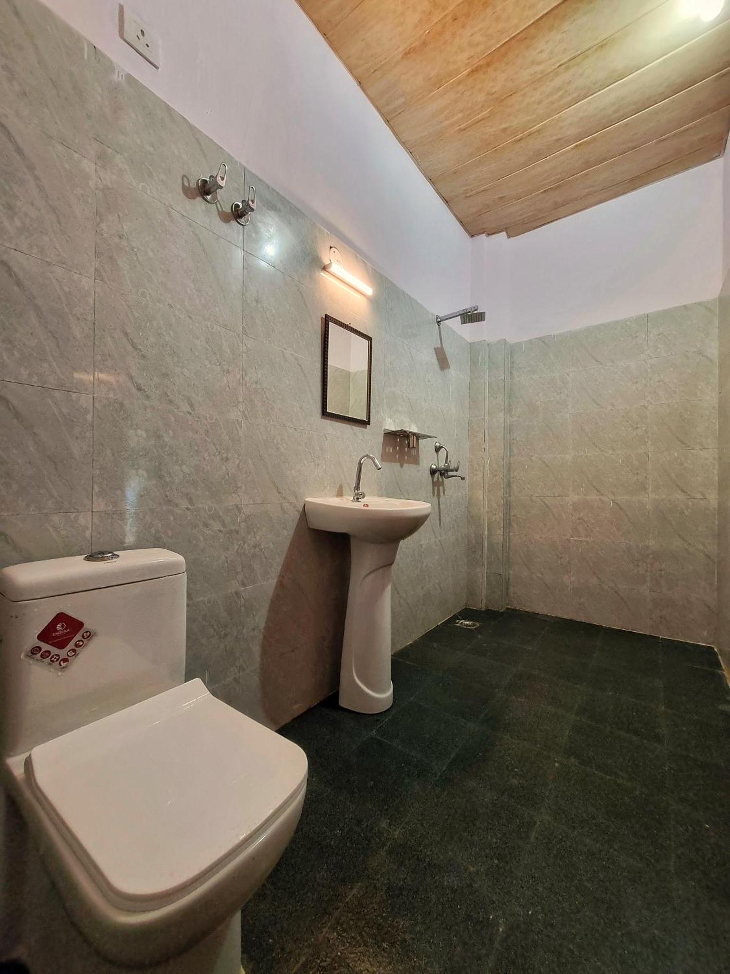 Landlopers Hostel Rishikesh Luaran gambar
