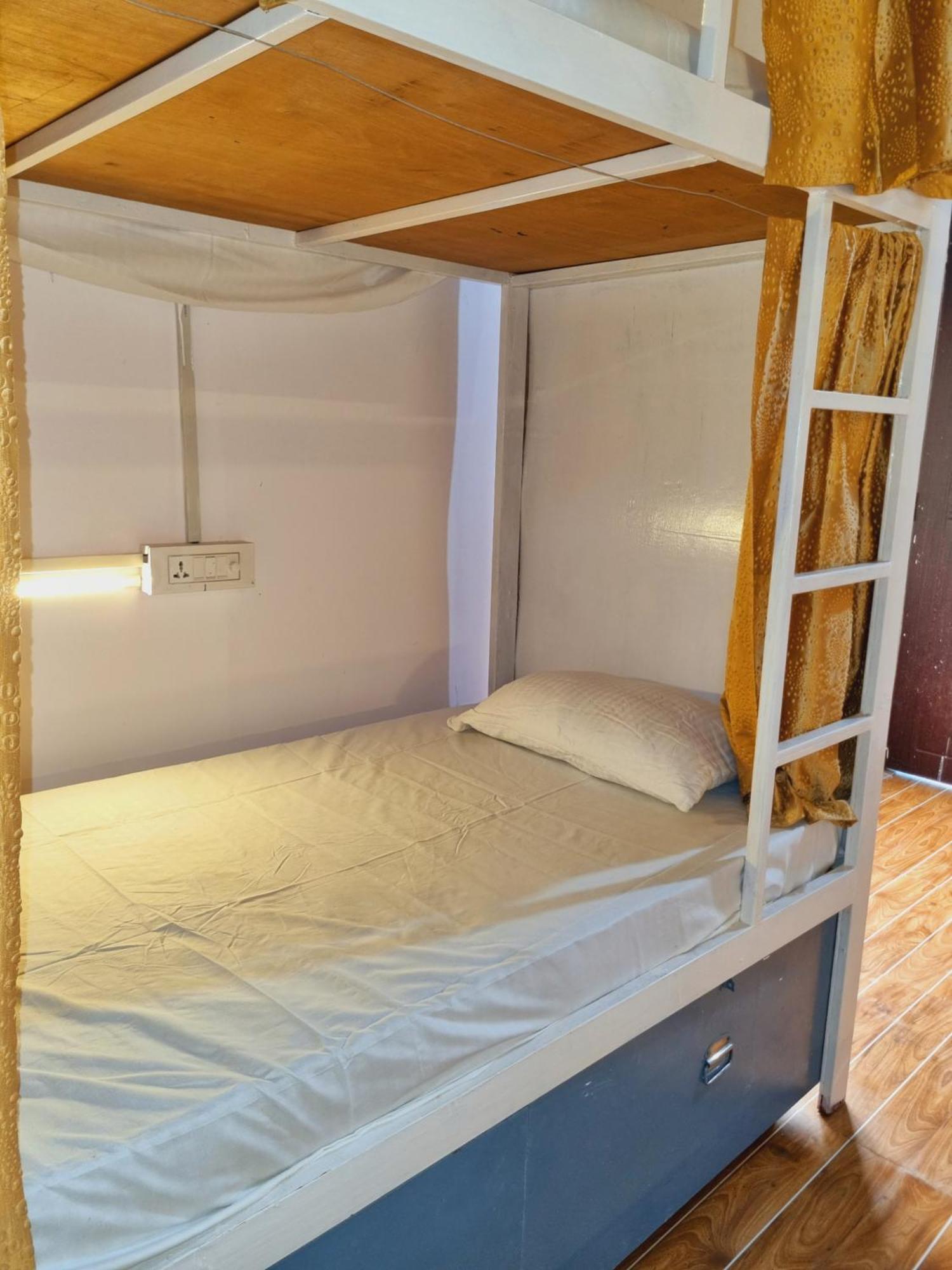 Landlopers Hostel Rishikesh Luaran gambar