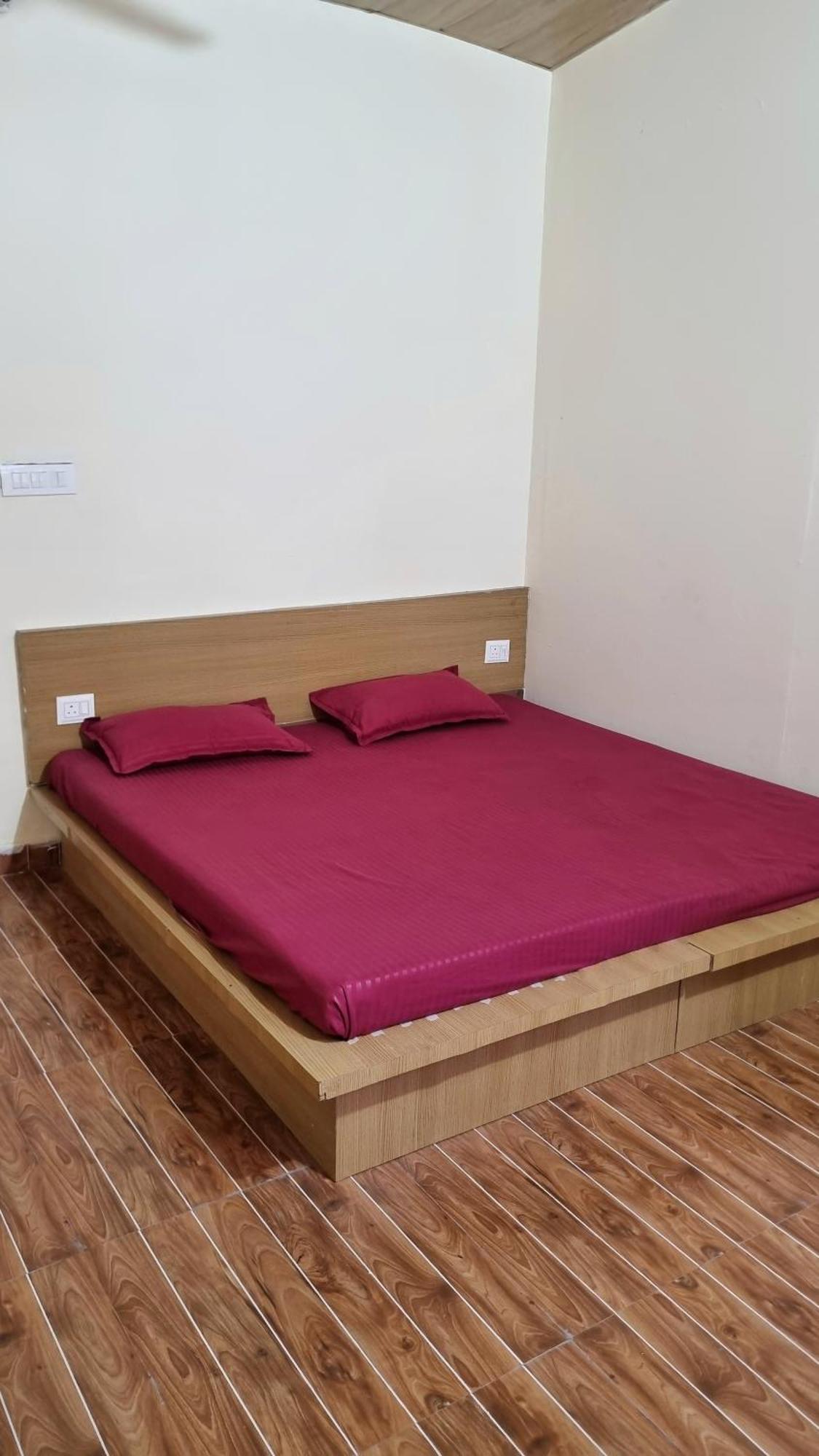 Landlopers Hostel Rishikesh Luaran gambar