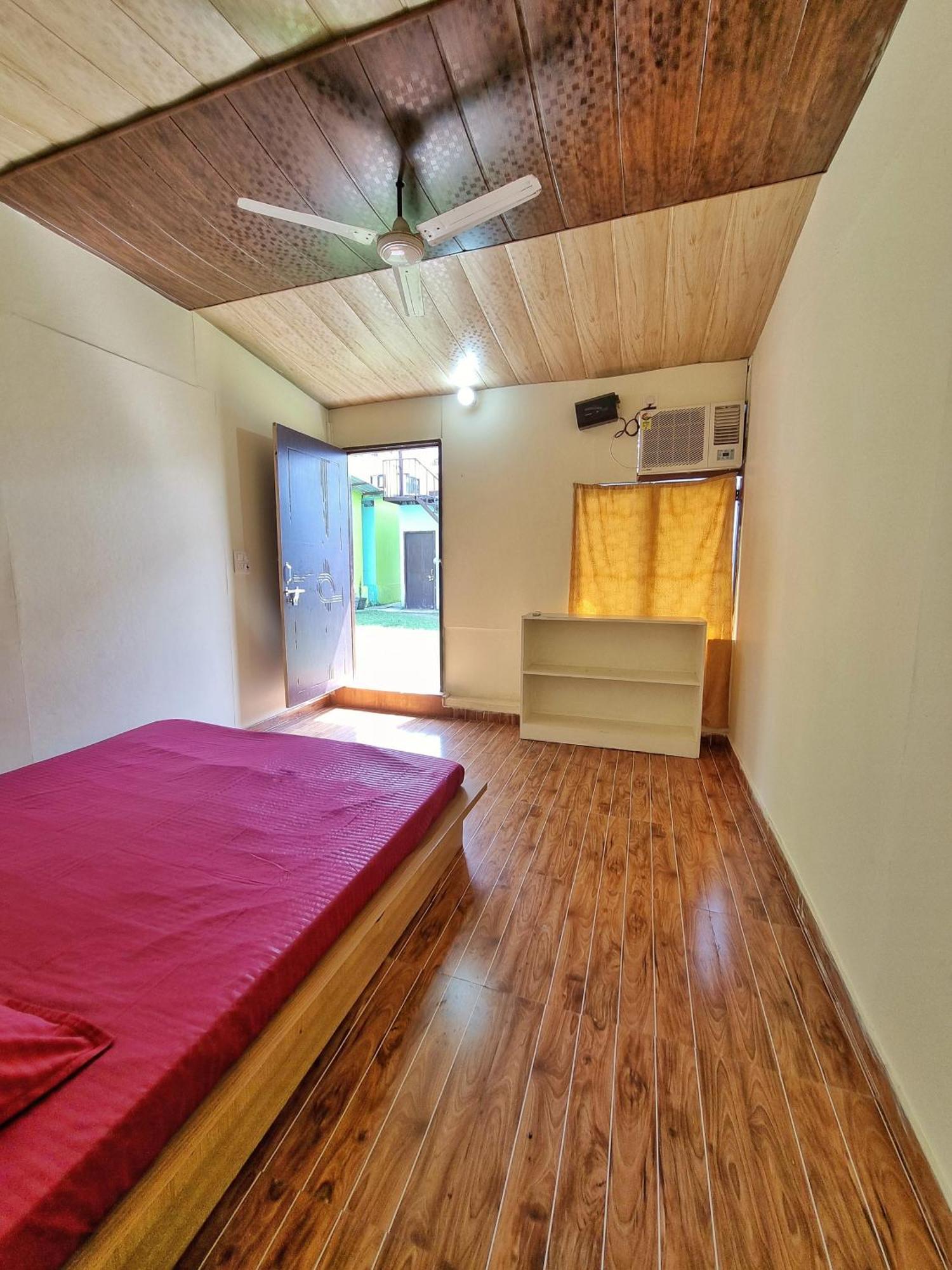 Landlopers Hostel Rishikesh Luaran gambar
