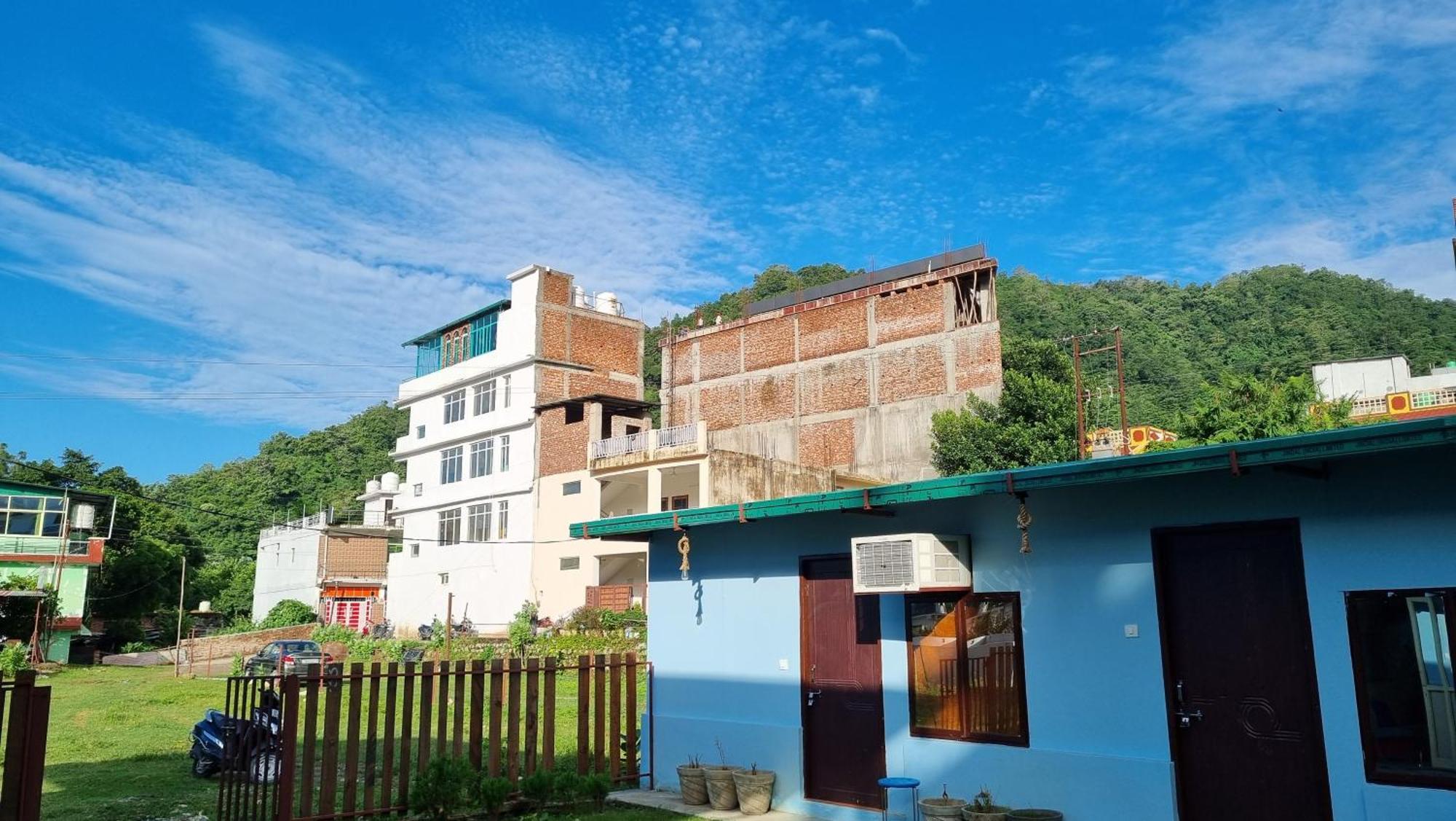 Landlopers Hostel Rishikesh Luaran gambar