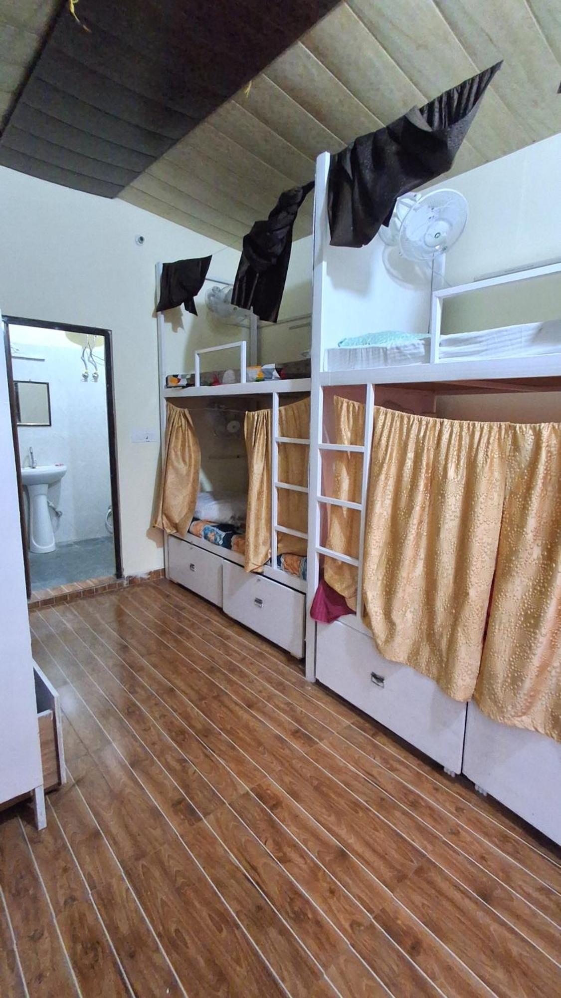 Landlopers Hostel Rishikesh Luaran gambar